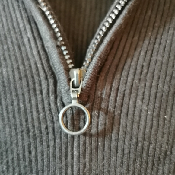 Military style, medium fitted sweater - Picture 4 of 6